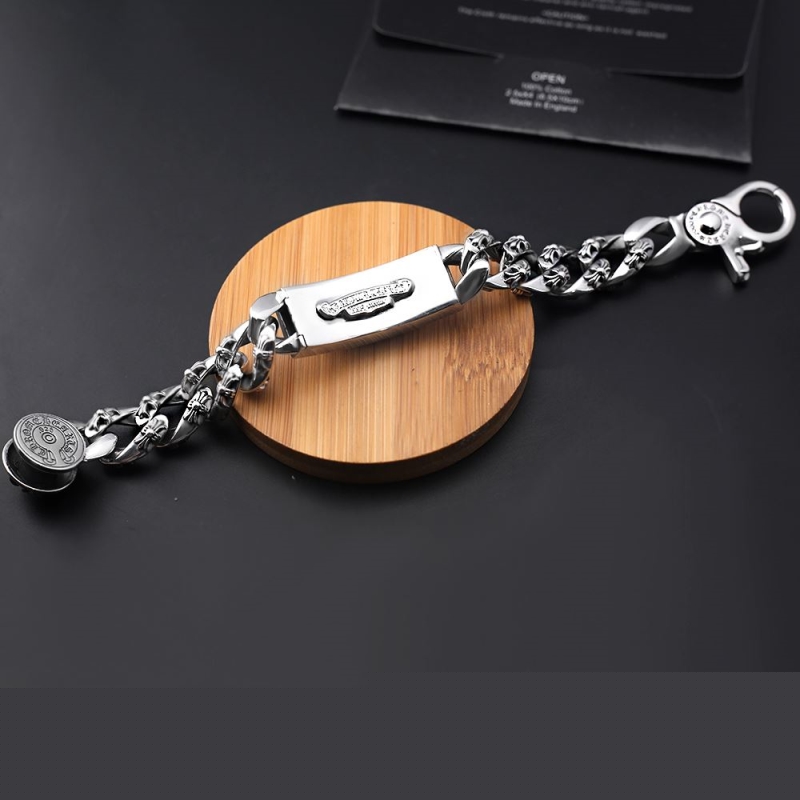 Ch**me He**ts bracelets